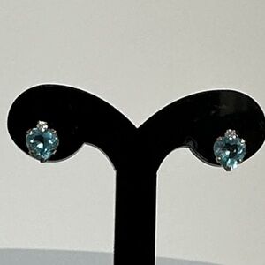 10k real solid Gold Heart Topaz Gems Earrings​